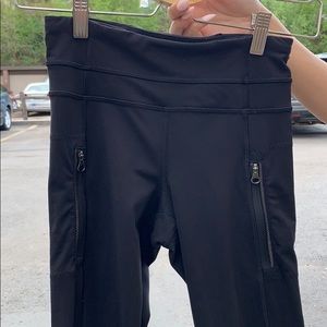 Black Lulu Lemon Leggings with Mesh on Bottom